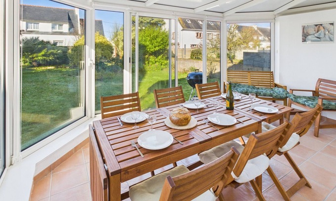 Guilvinec Ski Chalet | House with veranda for 6, 400m from the beach