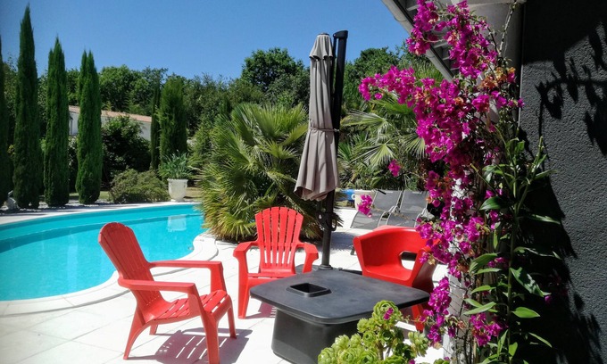 Breuillet Villa | HOUSE WOODEN VILLA MODERN DESIGN BRIGHT UPSCALE 6 KMS SEA