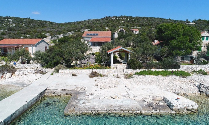 Tkon House | House Zelanto Mali (14541-K1) - Tkon - island Pasman
