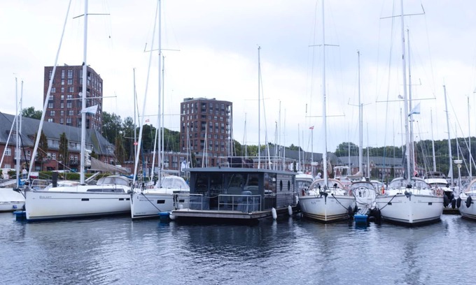 Murwik Boat Rental | Houseboat Fjord Meeresbrise with roof terrace in Flensburg