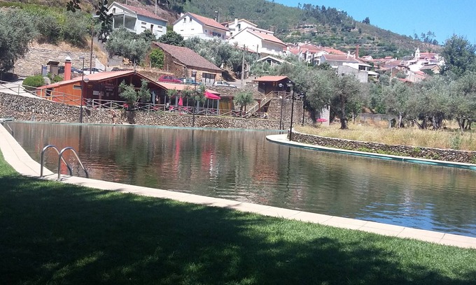 Carregais Cottage | Houses of Carregais - House of Arbutus