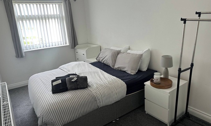 Billingham House | HouseSleeps6-FreeParking-Wifi-Contractors-Garden