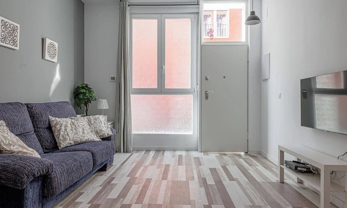 Alameda de Osuna Apartment | Housing Alvarez II by Sharing Co