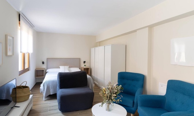 Old Town Apartment | Housing León Azabachería 2A