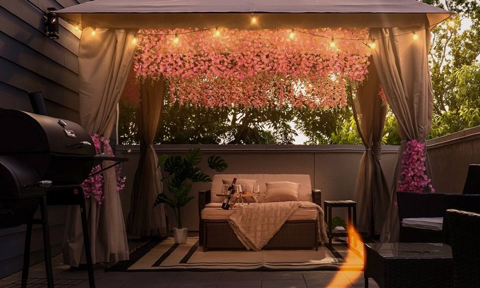 Greater Heights House | Houston Heights Rooftop Oasis | Game Room and More