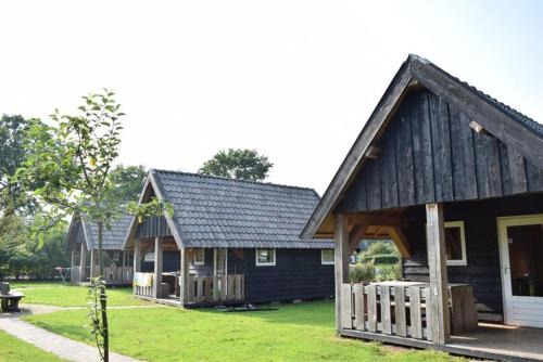 Voorthuizen Villa | Houtlodge 18 persons
