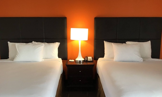 North Spokane Hotel | Howard Johnson by Wyndham Spokane