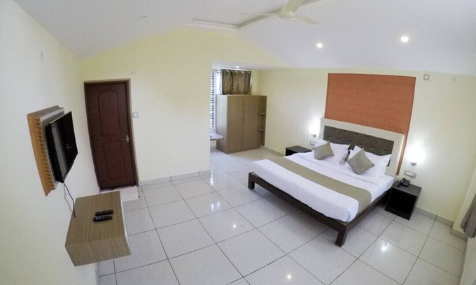 Kushalnagar House | Hoysala Resort DELUXE COTTAGE 1