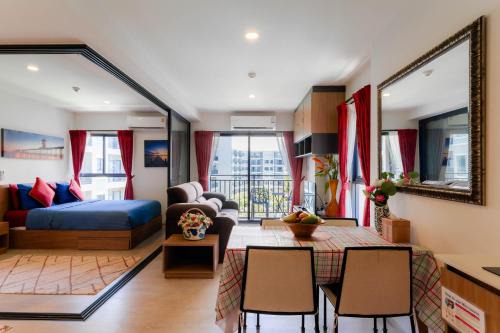 Hua Hin Apartment | Hua Hin La Casita Beautiful Two Bedroom Condo With Great Views
