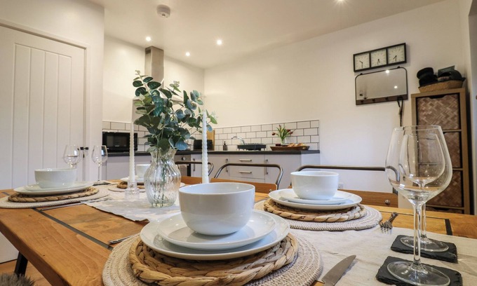 Hastings Cottage | Hub House