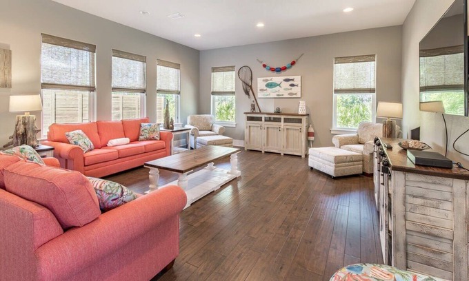 Miramar Beach House | Huge (~2,700 SqFt) Home! Golf Cart, 6 Bikes! Beach & Pool Nearby! ~ Shore Thing
