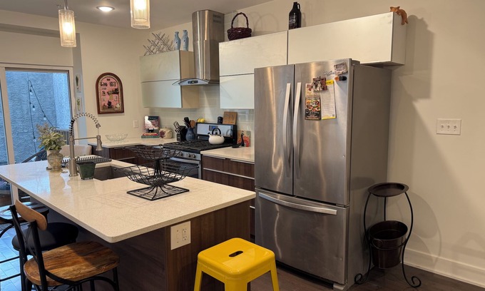 Brewerytown Apartment | Huge 2 Bedroom Bilevel Apartment with Patio WiFi AC Laundry