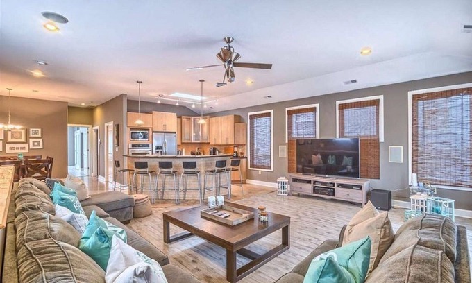 Cape May - Wildwood House | Huge, Modern, 2 Story Home,Avail Yr Round! Decks/private yard/ping pong & more!