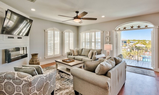 Seacrest Beach Condo | HUGE PENTHOUSE! OVERLOOKS HUGE LAGOON POOL!NEW FURNISHINGS!