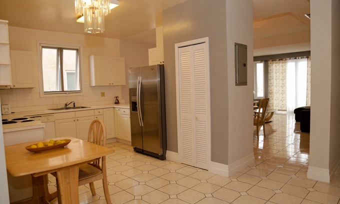 Bahamas Terrace Condo | Huge Waterfront Condo with Balcony
