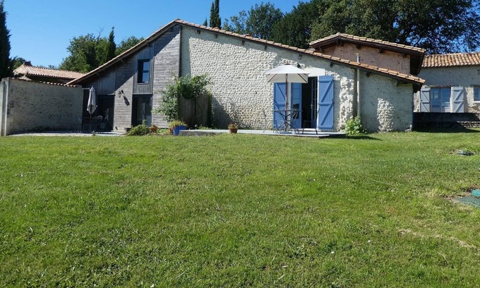 Juignac Ski Chalet | Hugo at Bassinaud