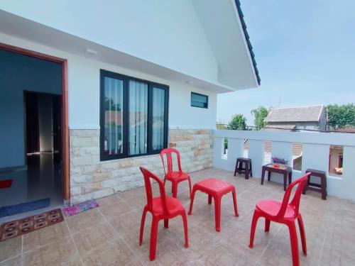 Dinoyo Villa | Huize Silitonga