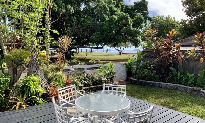 Historic Lahaina Front Street House | Hula Beach House Maui
