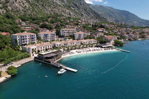 Dobrota Hotel | HUMA Kotor Bay Hotel and Villas