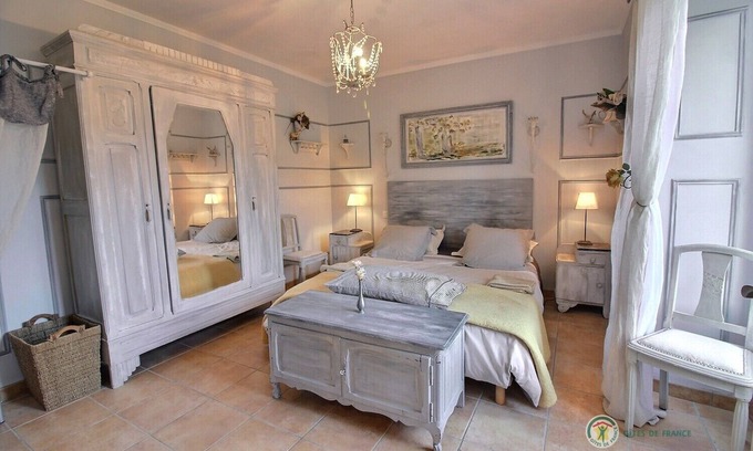 Pleslin-Trigavou House | Huna Lulu - Pleslin Trigavou