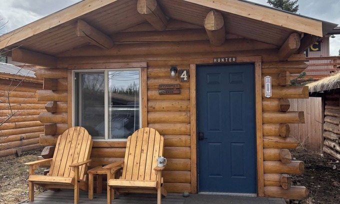 Tok Cabin | Hunter Cabin-Modern Comfort in the Last Frontier (For families or casual travelers)