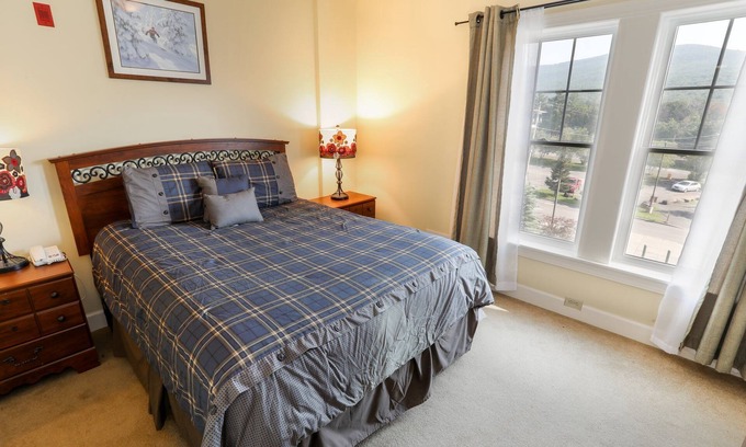 Hunter Condo | Hunter Mtn 3BR Condo | Ski-In/Ski-Out & Spacious