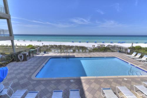 Miramar Beach Apartment | Huntington by the Sea 201 Miramar Beach (Condo)