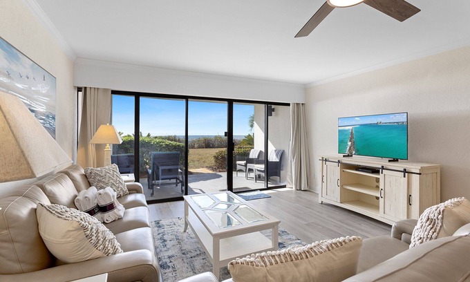Miramar Beach Condo | Huntington By The Sea 106 - Ground-Floor Beachfront Condo, Community Pool!