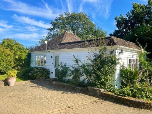 Wadhurst House | Huntleys Lodge