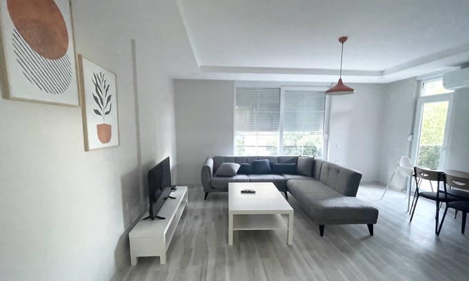Konyaalti Apartment | HURMA KONYAALTI HIGH SPEED INTERNET NEAR BEACHES