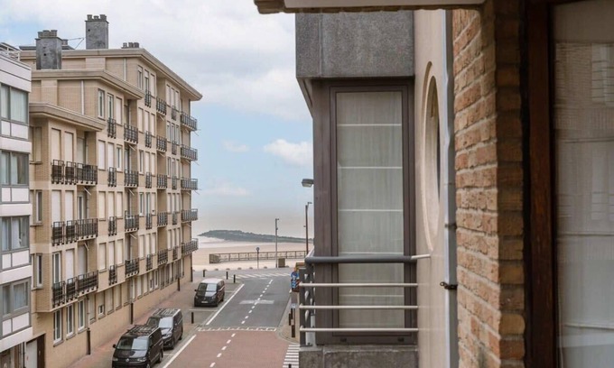 Knokke House | Huswell - Authentic apartment with parking