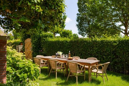 Wenduine Villa | Huswell - Beautiful home for 14 guests , pets are welcome