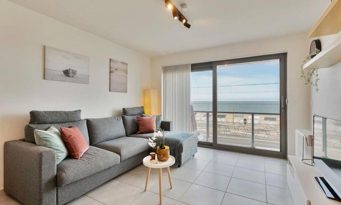 Raversijde Apartment | Huswell - Cosy apartment with amazing beach view