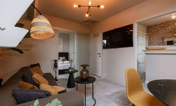 Sint-Andries Apartment | Huswell - Rooftop apartment, pets are welcome