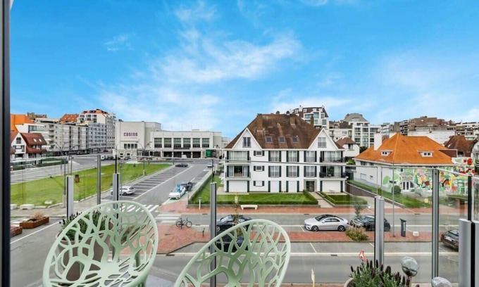 Albertstrand Apartment | Huswell - Spacious duplex apartment in the center of Knokke