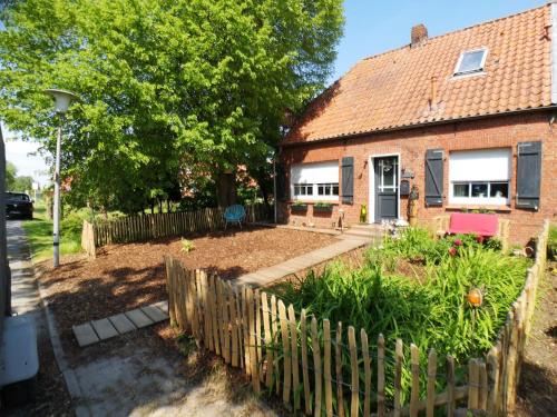 Hamswehrum House | Huus an`t Dörpsdiek