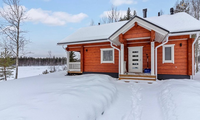 Pello House | Huvila Tornionjoen Rannalla by Interhome