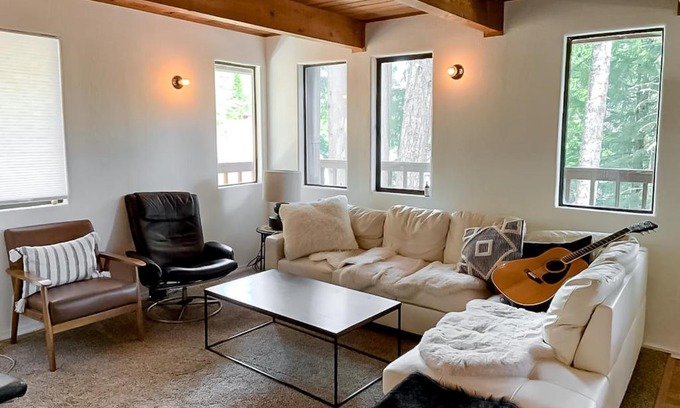 Hyak House | Hyak Hygge