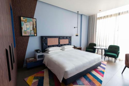 Dubai Hotel | Hyatt Centric Jumeirah Dubai