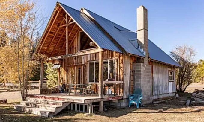 Ashland Cabin | Hyatt Lake Mountain Retreat