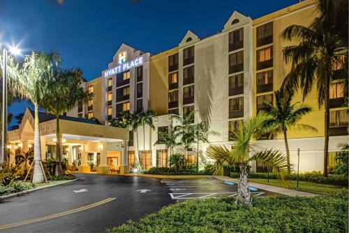 Harbordale Hotel | Hyatt Place Fort Lauderdale Cruise Port & Convention Center