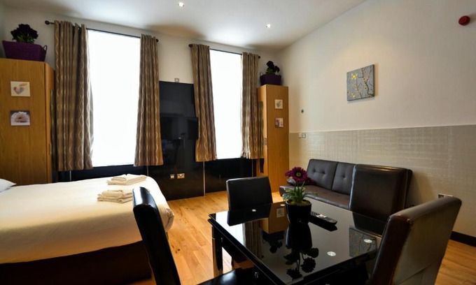Bayswater Apartment | Hyde Park Apartments