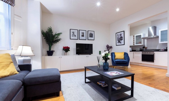 Knightsbridge and Belgravia Apartment | Hyde Park Knightsbridge Private Entrance