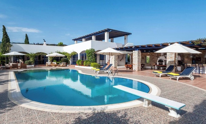 Pigadia Villa | Hydra Bay Resort - Villa Elandra