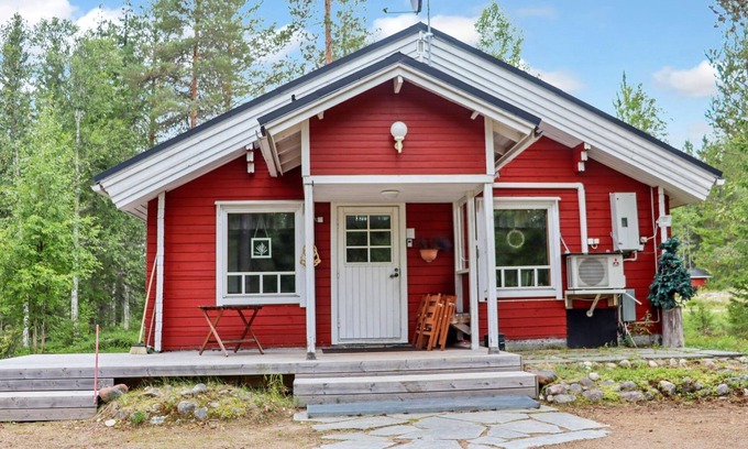 Kehys-Kainuu House | Hyryn Herra Cottage by Interhome