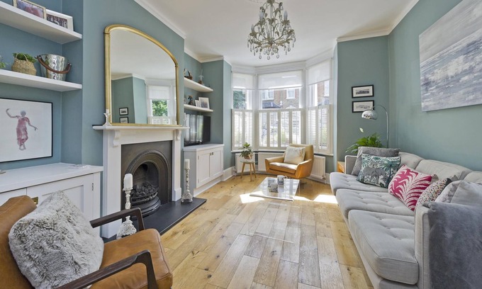 Shaftesbury House | I Came To Boogie