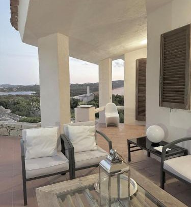 Villaggio Piras House | I Massi 2 La Maddalena Villa con terrazze nel Villaggio Piras