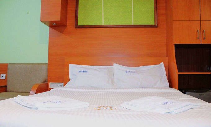 Anantapur Hotel | I-ROOMZ Bagyas Residency
