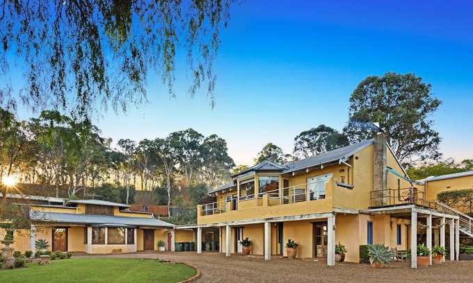 Lovedale House | I villini - Gorgeous Tuscan-style villa