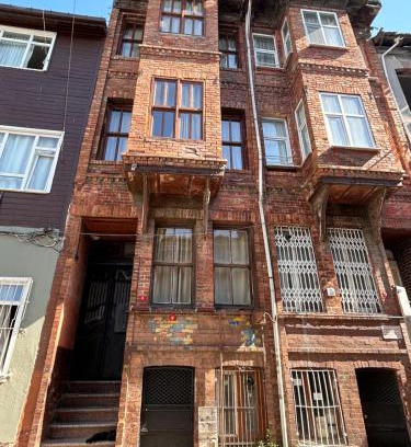 Balat House | i1 Historic House Hotel with Gorgeous View